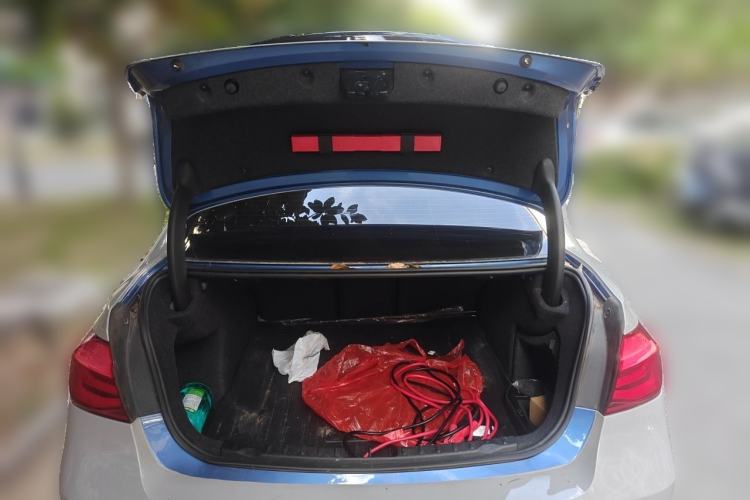 Used BMW 3 Series 2018 320Li Leading Model M Sport Package Trunk