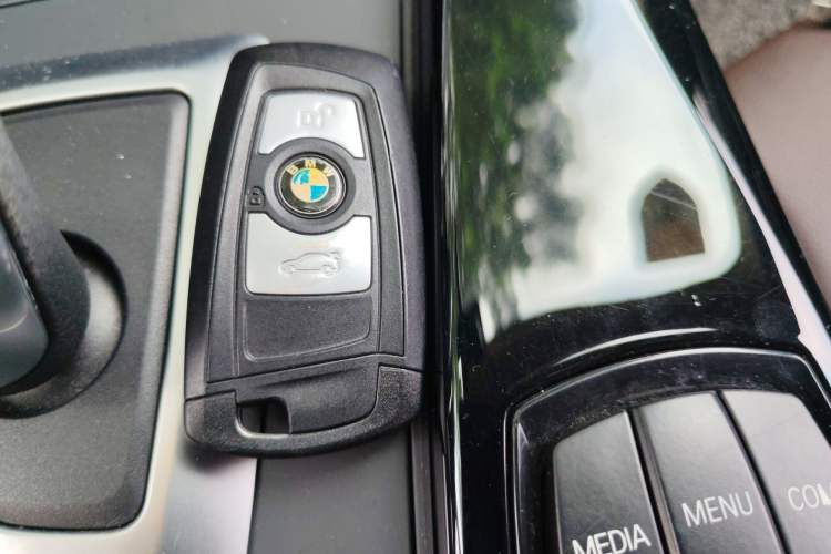 Used BMW 3 Series 2018 320Li Fashion Model Vehicle Key