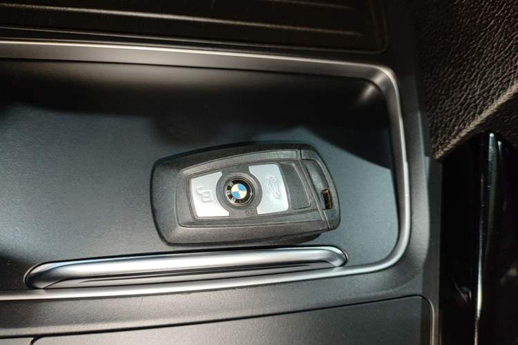 Used BMW 3 Series 2018 320Li Fashion Model Vehicle Key