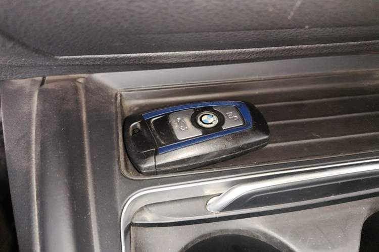 Used BMW 3 Series 2018 320i M Sport Night Edition Vehicle Key