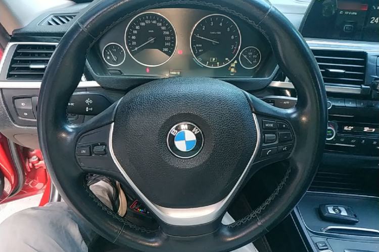 Used BMW 3 Series 2018 320Li Fashion Model Steering Wheel