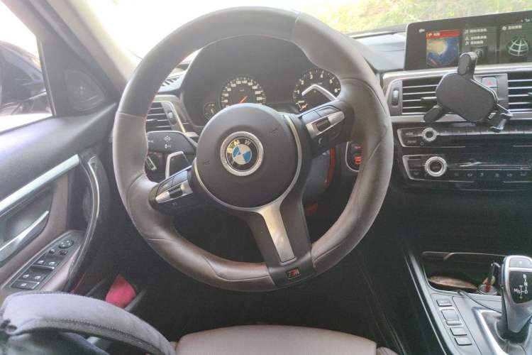 Used BMW 3 Series 2018 320Li M Sport Night Edition Steering Wheel