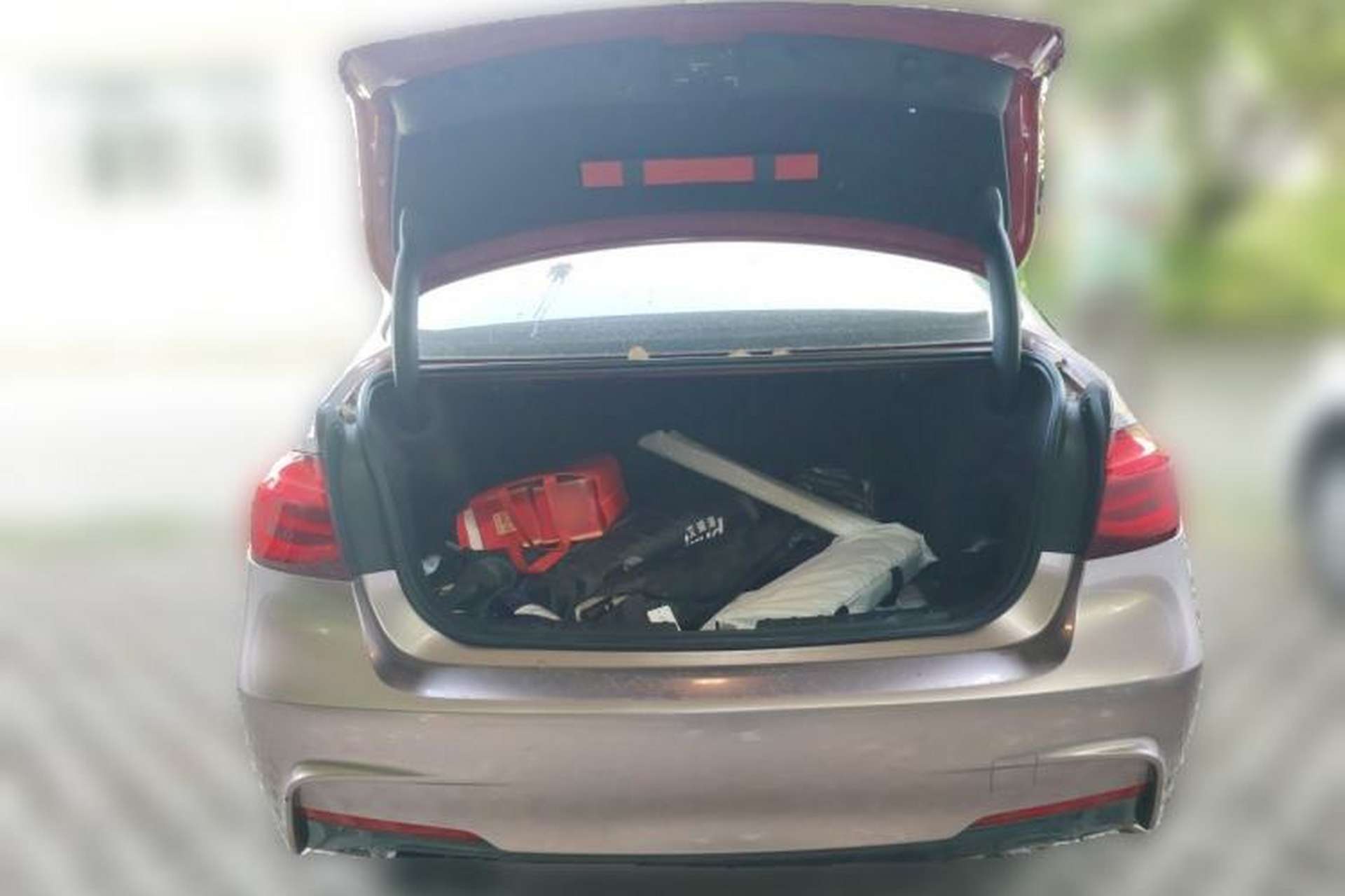 Used BMW 3 Series 2018 320Li M Sport Night Edition Trunk