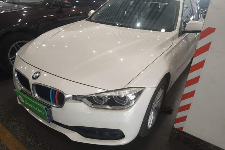 Used BMW 3 Series 2018 318i Guazi used car, China used car export, Used car for sale, Used  cars, Cheapest cars for sale