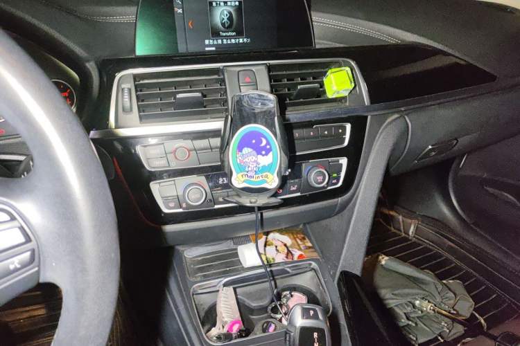 Used BMW 3 Series 2018 320Li Fashion Model Audio And AC Panel