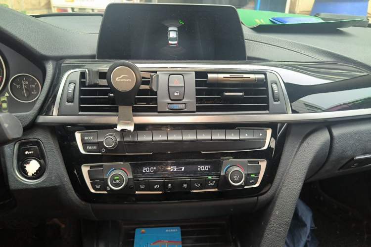 Used BMW 3 Series 2018 320Li Fashion Model Audio And AC Panel