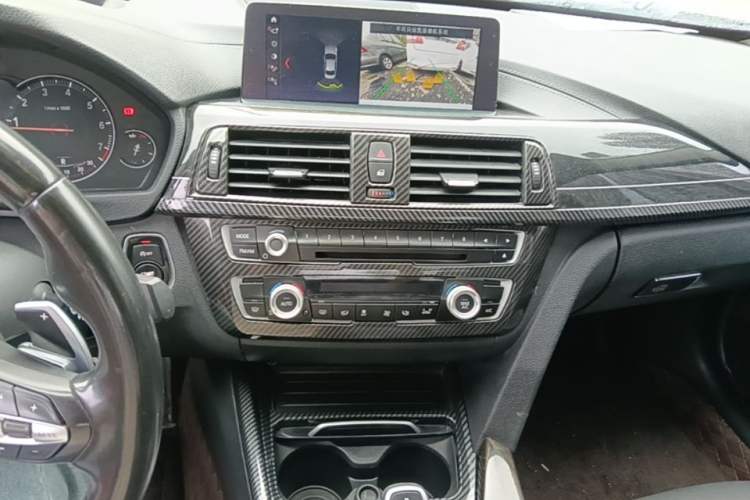 Used BMW 3 Series 2018 320Li M Sport Night Edition Audio And AC Panel