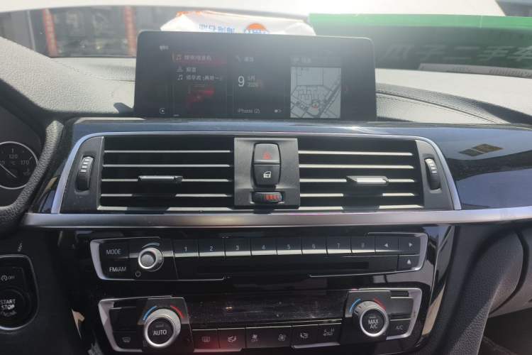 Used BMW 3 Series 2018 320Li Fashion Model Audio And AC Panel