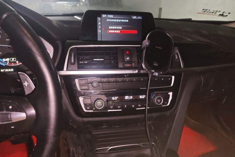 Used BMW 3 Series 2018 320Li Fashion Model Audio And AC Panel
