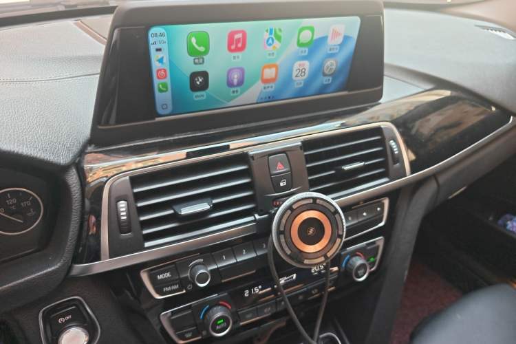 Used BMW 3 Series 2018 320Li Fashion Model Audio And AC Panel
