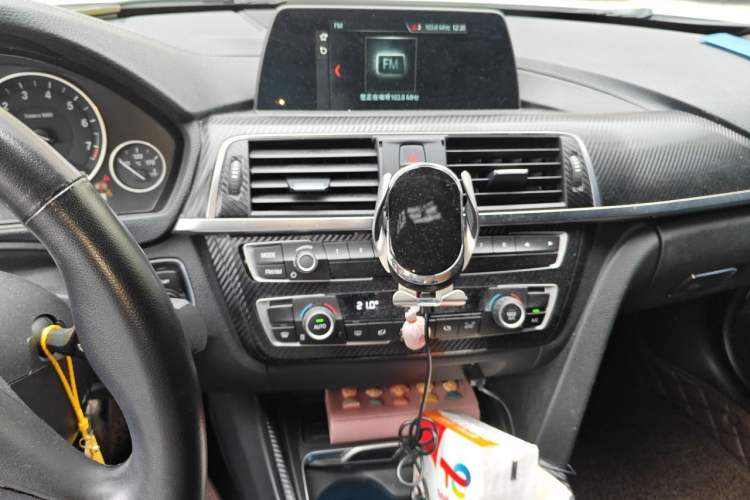 Used BMW 3 Series 2018 320Li Fashion Model Audio And AC Panel