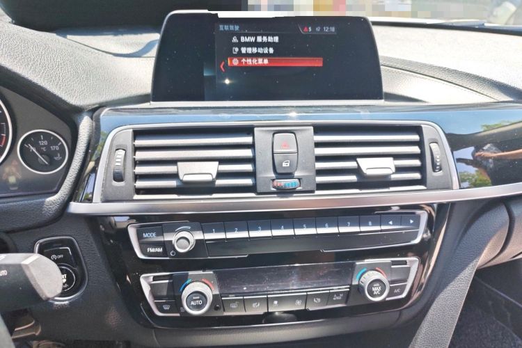 Used BMW 3 Series 2018 320Li Fashion Model Audio And AC Panel