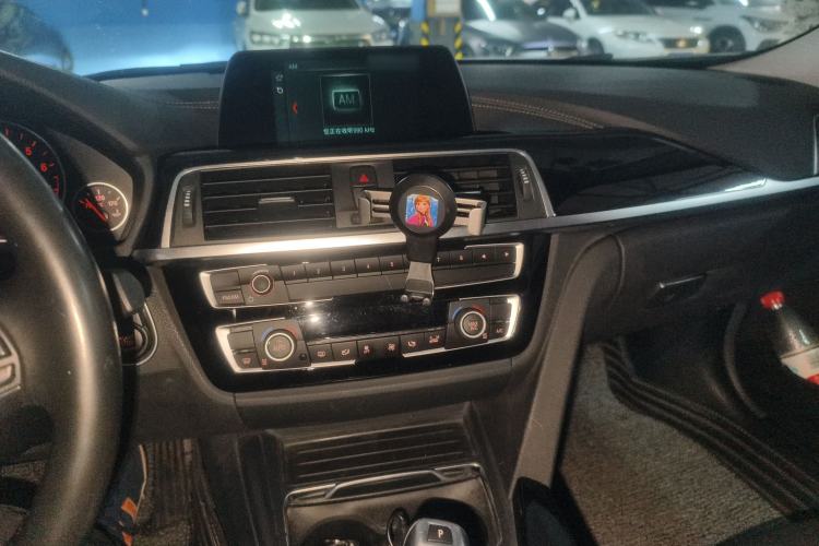 Used BMW 3 Series 2018 320Li Fashion Model Audio And AC Panel