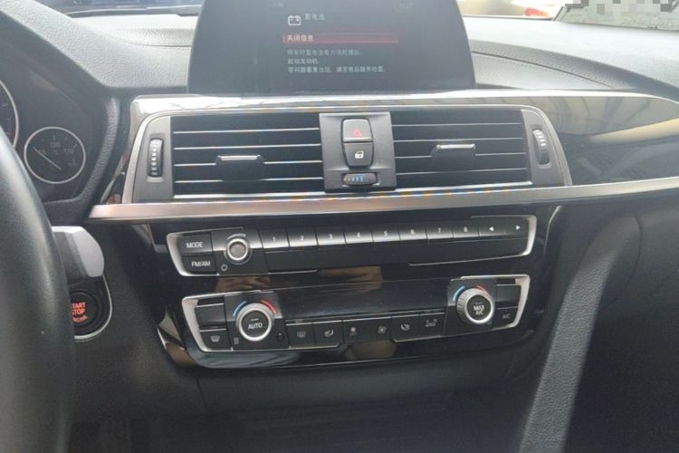 Used BMW 3 Series 2018 320Li Fashion Model Audio And AC Panel