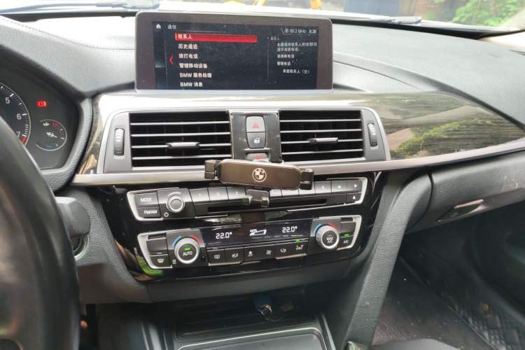 Used BMW 3 Series 2018 320Li Leading Luxury Package Audio And AC Panel