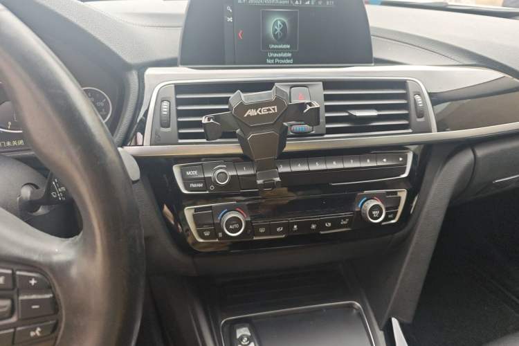 Used BMW 3 Series 2018 320Li Fashion Model Audio And AC Panel