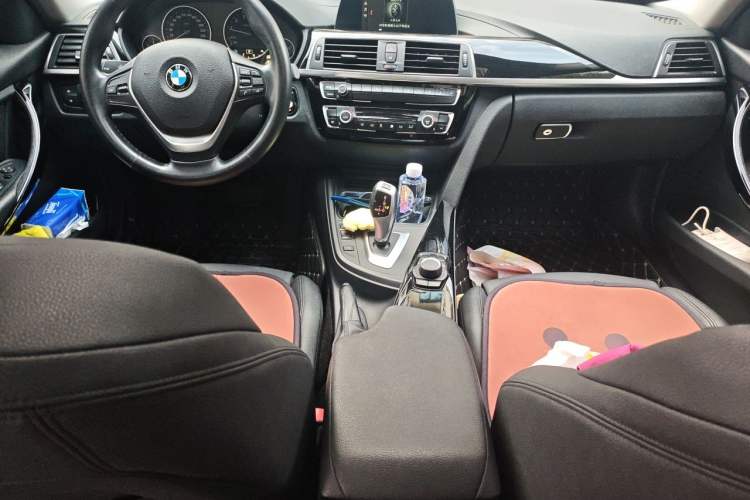 Used BMW 3 Series 2018 320Li Fashion Model Audio And AC Panel