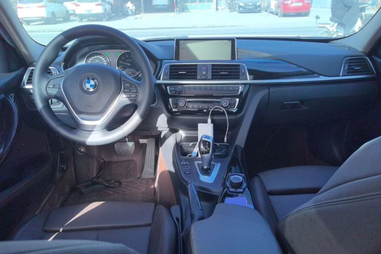 Used BMW 3 Series 2018 320Li Fashion Model Center Console