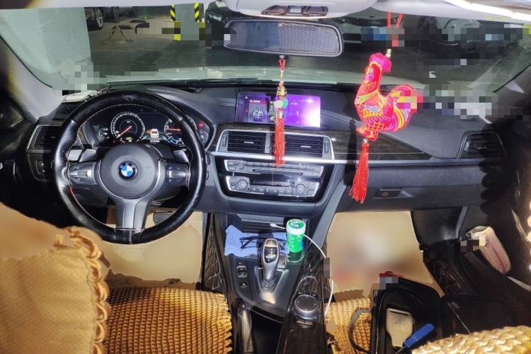 Used BMW 3 Series 2018 320Li M Sport Night Edition Center Console