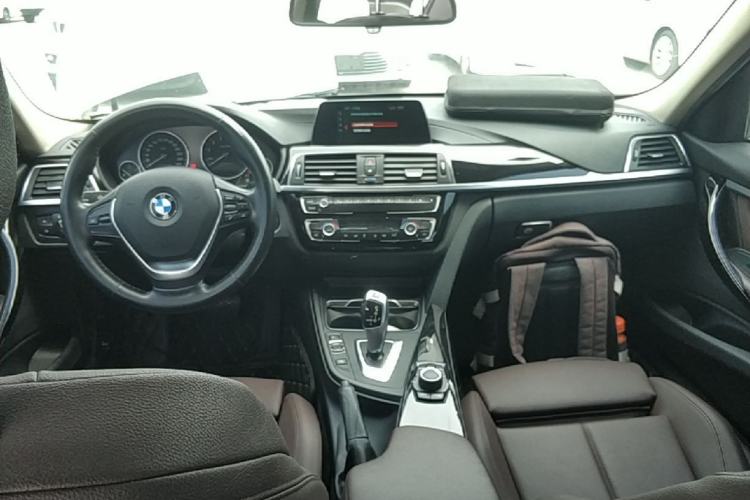 Used BMW 3 Series 2018 320Li Fashion Model Center Console