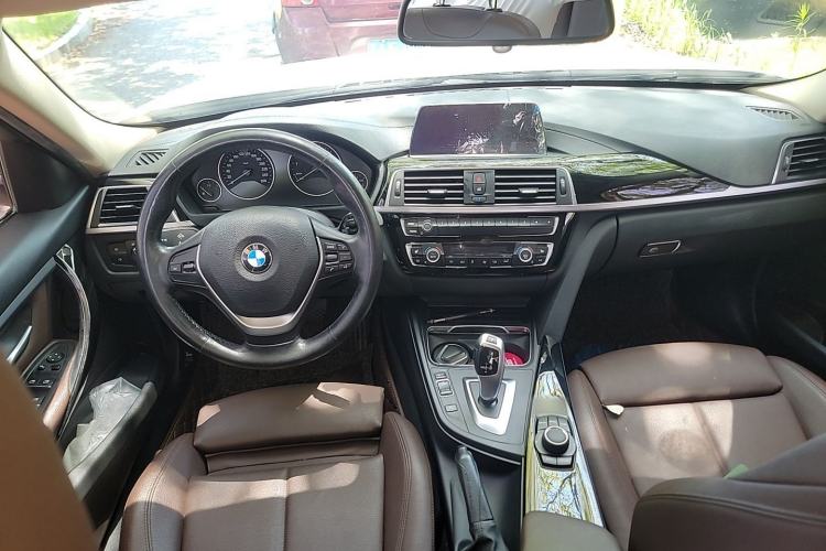 Used BMW 3 Series 2018 320Li Fashion Model Center Console