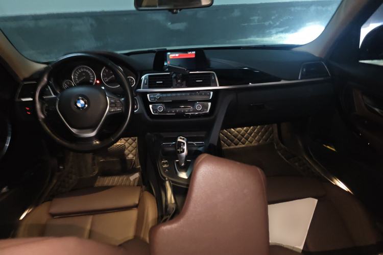 Used BMW 3 Series 2018 320Li Fashion Model Center Console