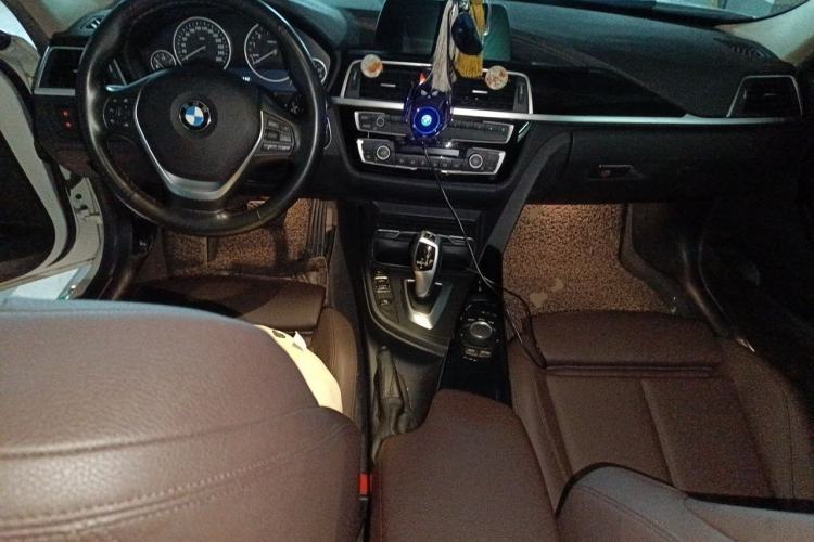 Used BMW 3 Series 2018 320Li Fashion Model Center Console