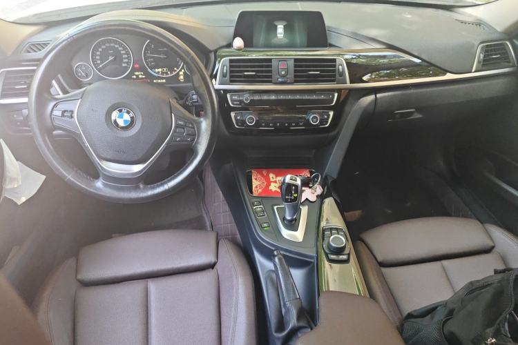 Used BMW 3 Series 2018 320Li Fashion Model Center Console