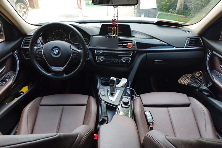 Used BMW 3 Series 2018 320Li Fashion Model Center Console