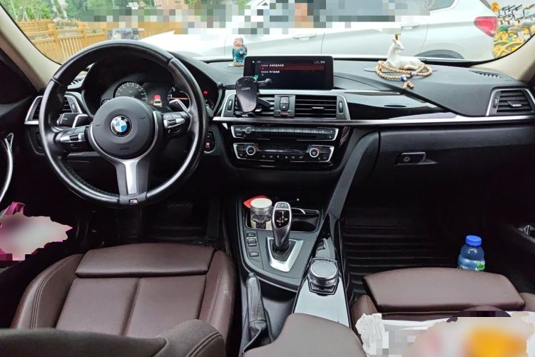 Used BMW 3 Series 2018 320Li Leading Model M Sport Package Center Console