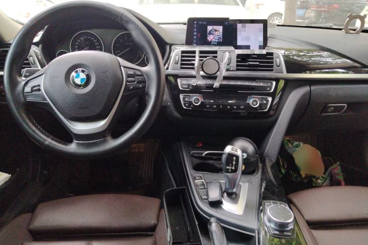 Used BMW 3 Series 2018 320Li xDrive Fashion Model Center Console