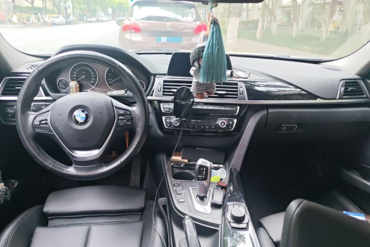 Used BMW 3 Series 2018 320Li Fashion Model Center Console