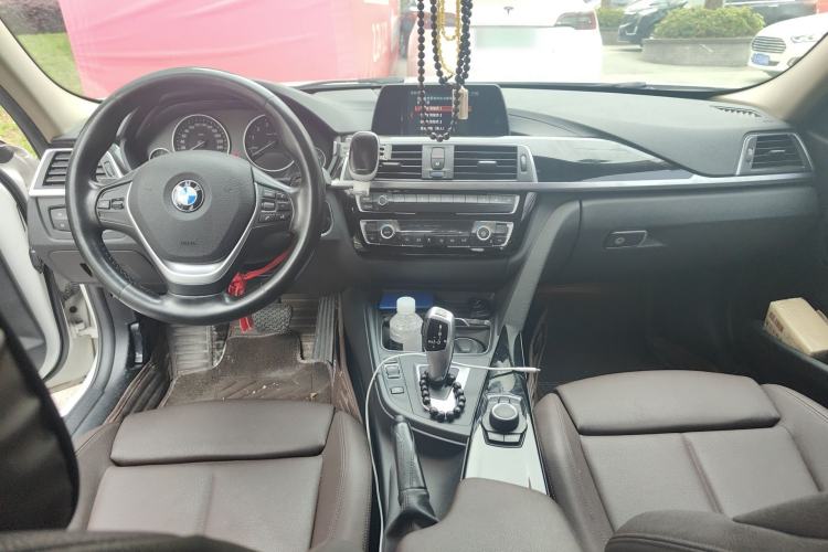 Used BMW 3 Series 2018 320Li Fashion Model Center Console