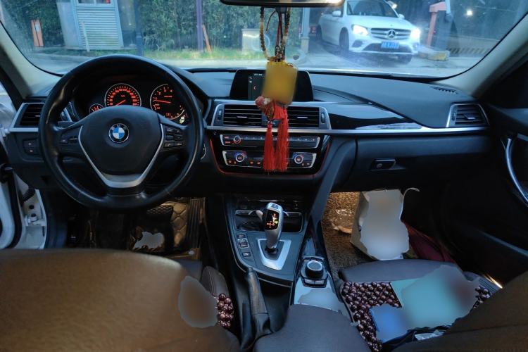 Used BMW 3 Series 2018 320Li Fashion Model Center Console