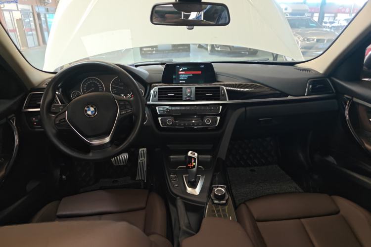 Used BMW 3 Series 2018 320Li Fashion Model Center Console