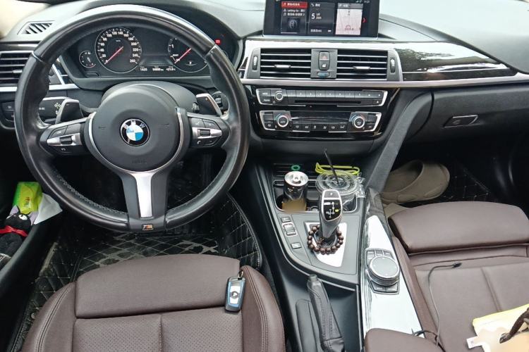 Used BMW 3 Series 2018 320Li M Sport Night Edition Center Console