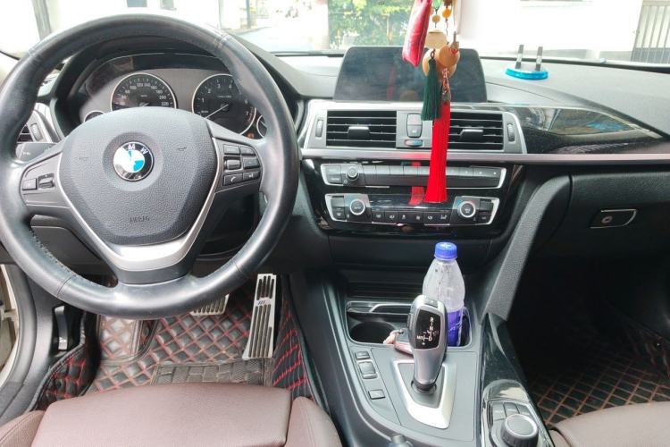 Used BMW 3 Series 2018 320Li Fashion Model Center Console