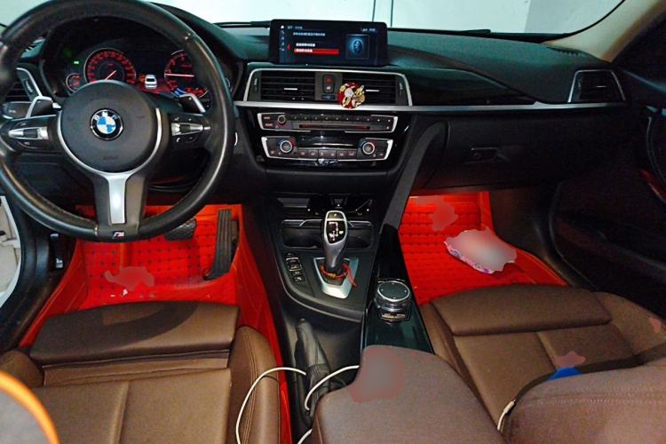 Used BMW 3 Series 2018 320Li Leading Model M Sport Package Center Console