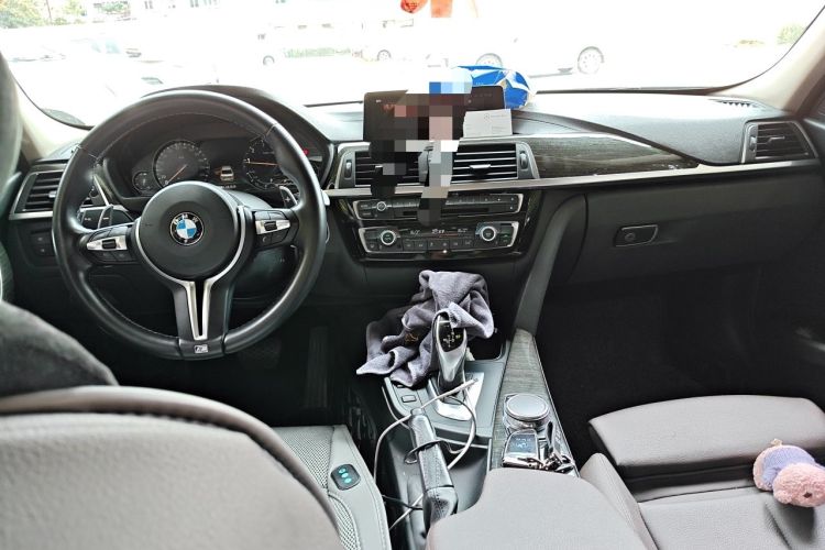 Used BMW 3 Series 2018 320Li Leading Luxury Package Center Console