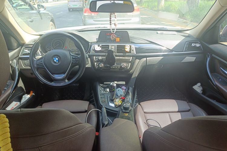 Used BMW 3 Series 2018 320Li xDrive Fashion Model Center Console