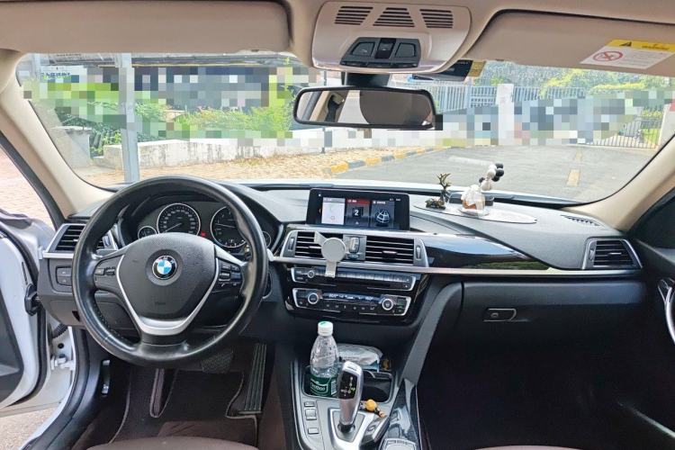 Used BMW 3 Series 2018 320Li Fashion Model Center Console