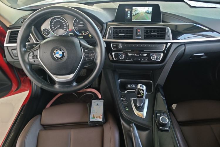 Used BMW 3 Series 2018 320Li Fashion Model Center Console