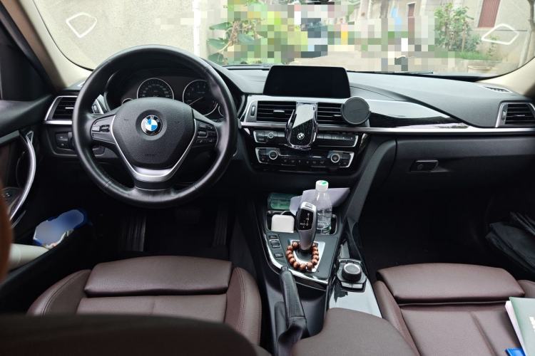 Used BMW 3 Series 2018 320Li Fashion Model Center Console