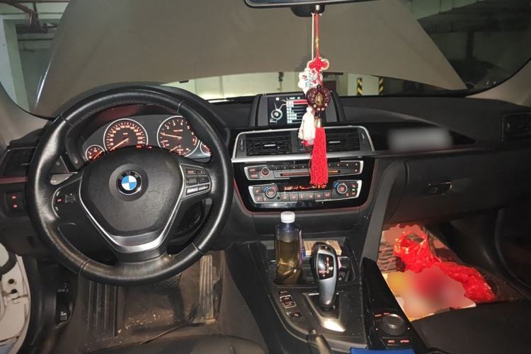Used BMW 3 Series 2018 320Li Fashion Model Center Console