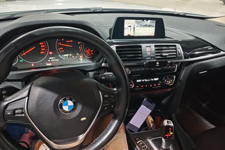 Used BMW 3 Series 2018 320Li Fashion Model Center Console