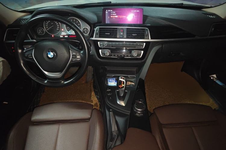 Used BMW 3 Series 2018 320Li Fashion Model Center Console