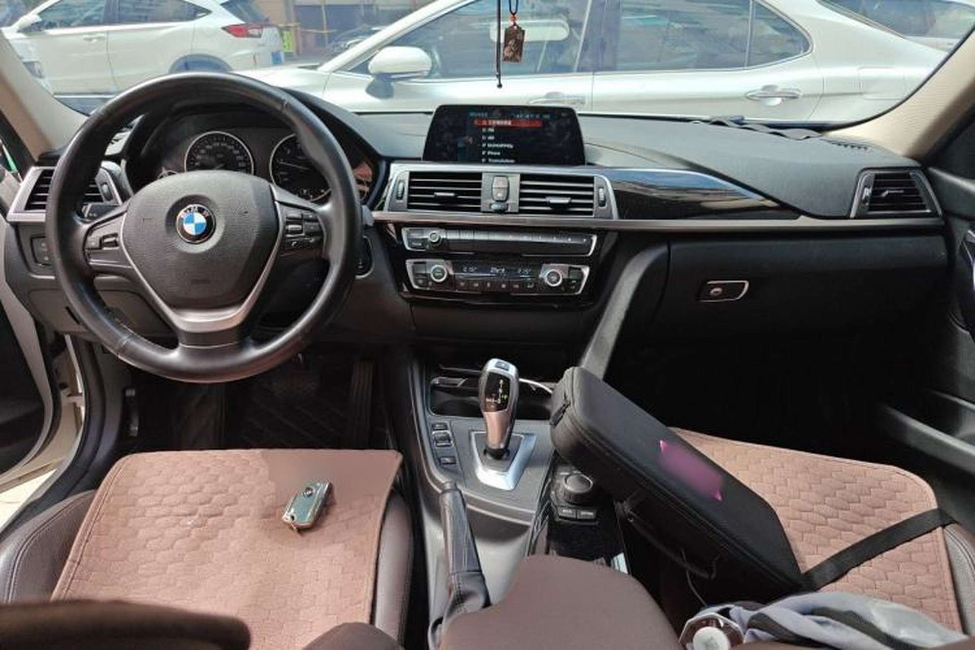 Used BMW 3 Series 2018 320Li Fashion Model Center Console