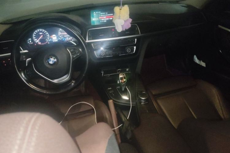 Used BMW 3 Series 2018 320Li Leading Luxury Package Center Console