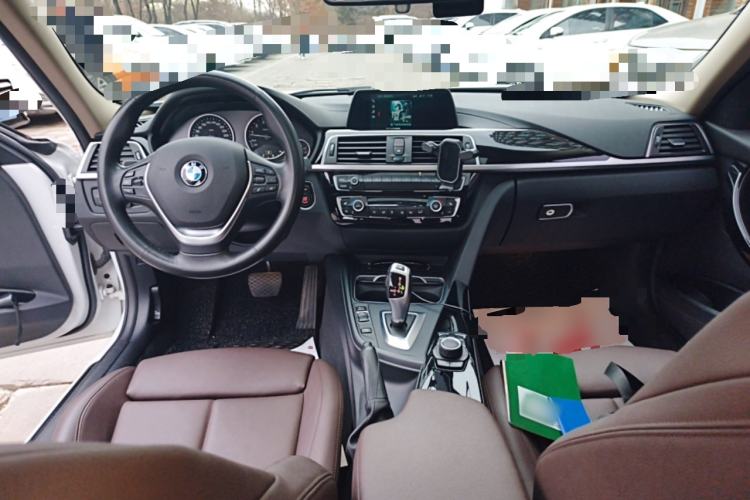 Used BMW 3 Series 2018 320Li xDrive Fashion Model Center Console