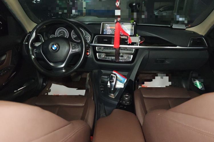Used BMW 3 Series 2018 320Li Fashion Model Center Console
